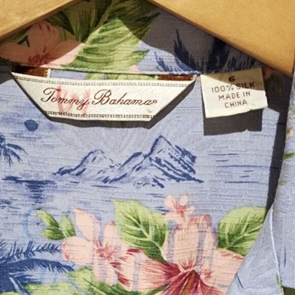 Hawaiian Shirt - Picture 4 of 5